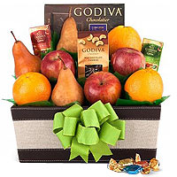 Cash on the sizzling celebrations with exciting gift items