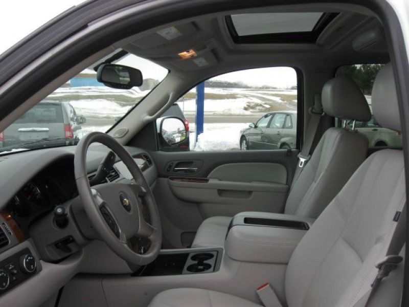 USED 2013 Chevrolet Tahoe LT 4WD