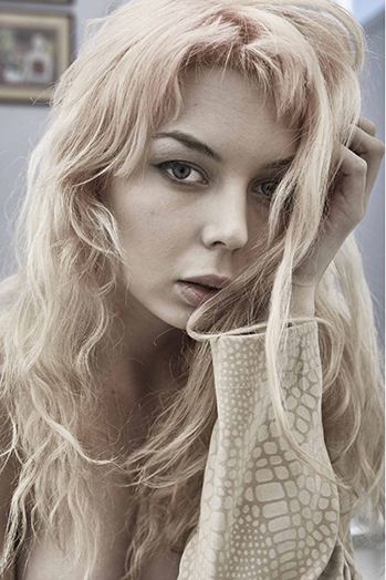 Newtownphotography.com.au offers Professional Portrait Photographer Sydney