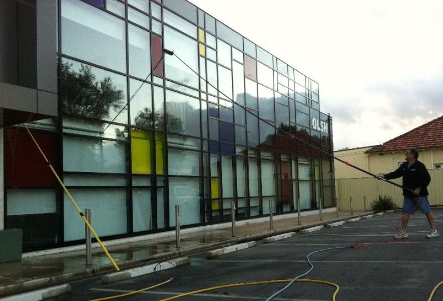 Improve the aesthetics of your office with the best Commercial window cleaning service in Adelaide 