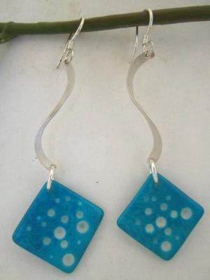 VEGETABLE IVORY JEWELLERY FROM LATIN AMERICA