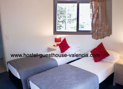 ValenciaRooms.net, affordable accommodation for las fallas in valencia only 30€