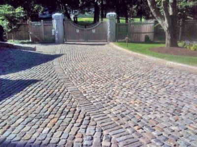 OLD COBLESTONES by LUXURYSTYLE.ES . RECLAIMED COBLESTONES . GRANIT PAVERS