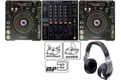 ---2 x PIONEER CDJ MK3 1000 AND DJM 800 + CDJ PACKAGE+ Flight Case
