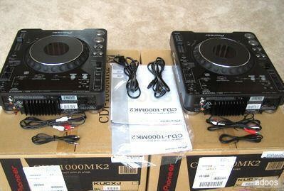 PIONEER PAIR CDJ-2000 DJ DVD CD PLAYER & DJM-2000 MIXER
