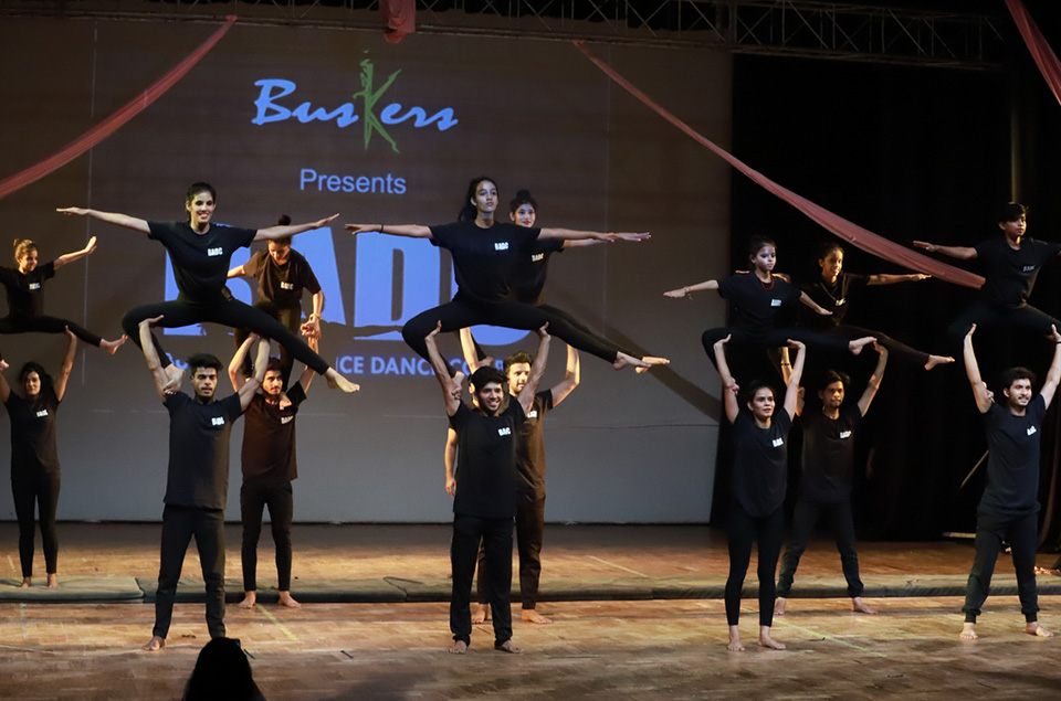 Best Bollywood Dance Studio In Bani Park – Buskers Dance Institute