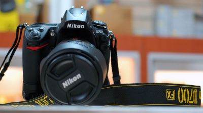 FOR SELL: Nikon D700 Camera,Canon EOS 5D Mark II 21MP DSLR Camera,Nikon D3x Camera.