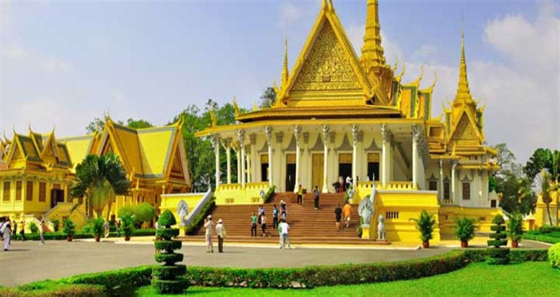 Vietnam Experiences to Try a Multi-Color Vietnam