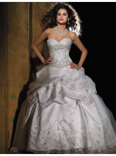 Fashionable and desirable clothes industry- the SMC Fashion