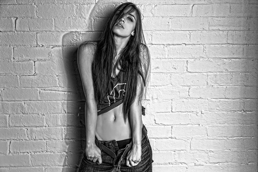 Newtownphotography.com.au offers top rated model portfolio photography