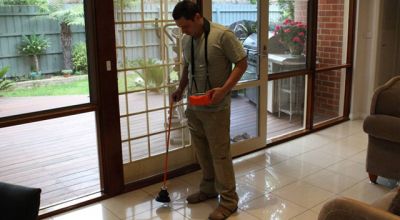 Leak Detection by Expert Water Leak Detectors