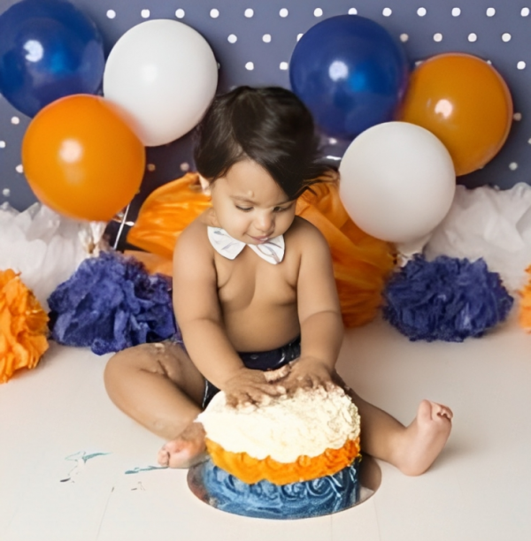 Are you in search of a cake smash photographer in Brisbane