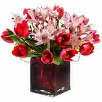 Stunning gifts to beguile the candid memories