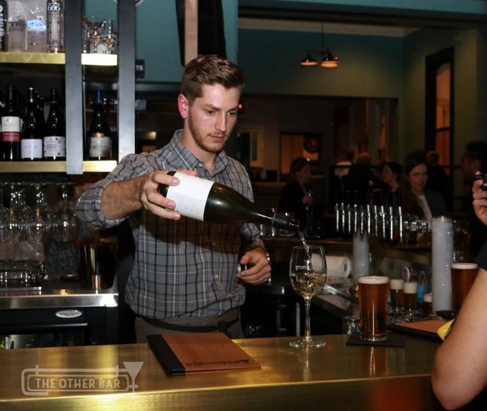 Local Beer Bars, Pub & Food – Union Hotel Ascot Vale