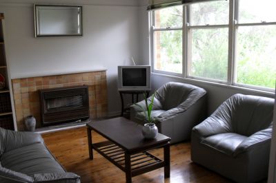 House w/ big block - Sydney's Northern Beaches