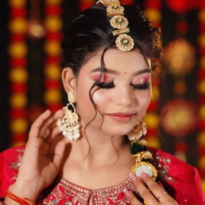 Lakmé Academy, Saket – Learn Nail Extensions with Professional Training