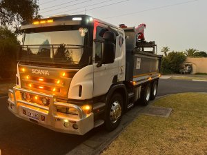 Reliable Tipper Bobcat Hire Melbourne | BOB’S EARTHMOVING